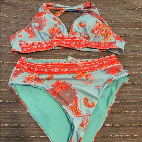 Bikini Swimsuit Set - Picture 1 of 1